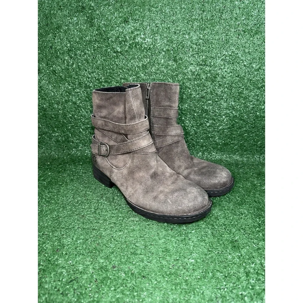 Born Kenya Ankle‎ Boots Booties Shoes Womens Size 8 Gray Distressed Suede Zip Up